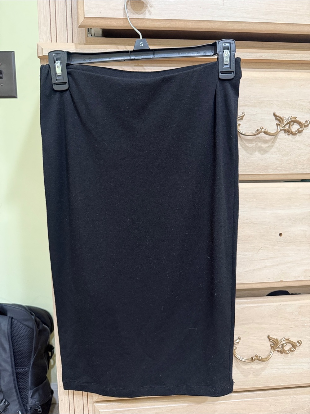 Black Women's Midi Pencil Skirt - Classic Stretch Jersey